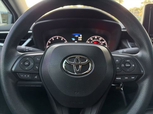 Used 2024 Toyota Corolla LE image 10