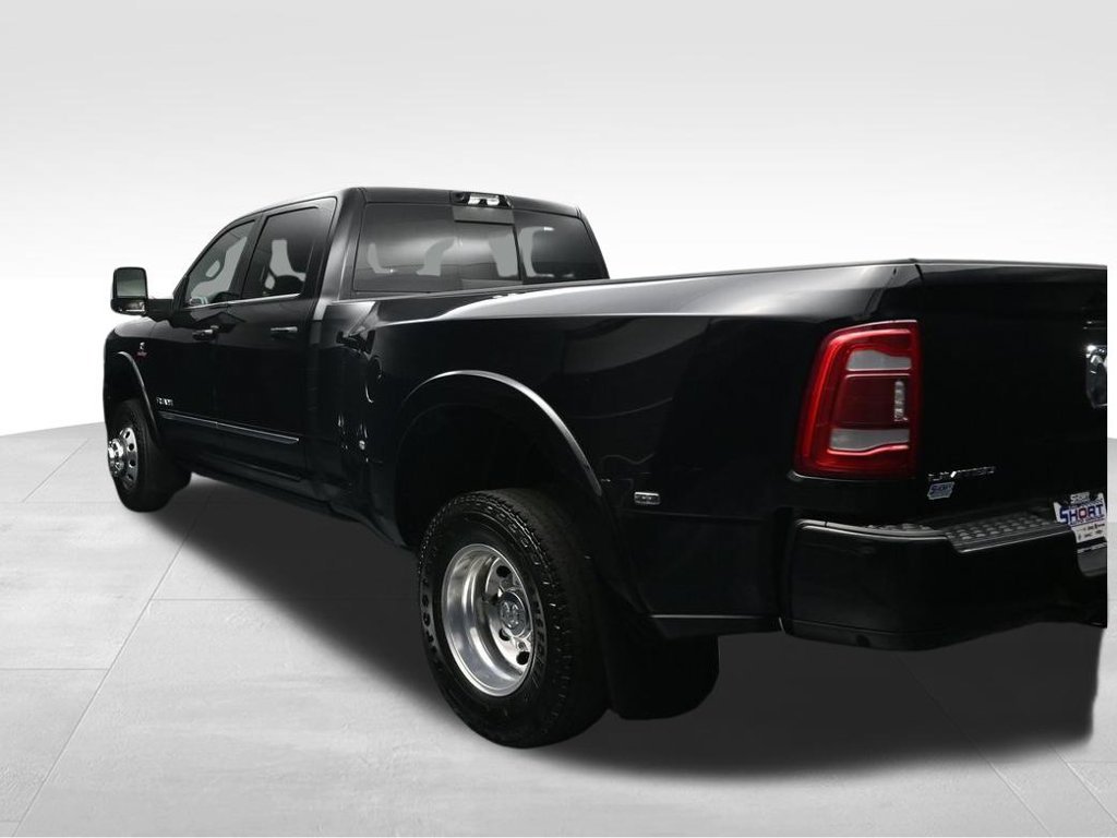 Used 2024 RAM 3500 Limited AWD/4WD image 3