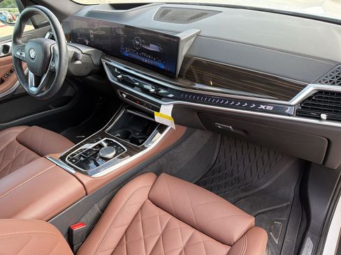 Used 2025 BMW X5 sDrive40i RWD image 26