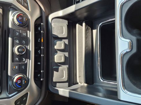 Used 2017 GMC Sierra 1500 SLT AWD/4WD image 17