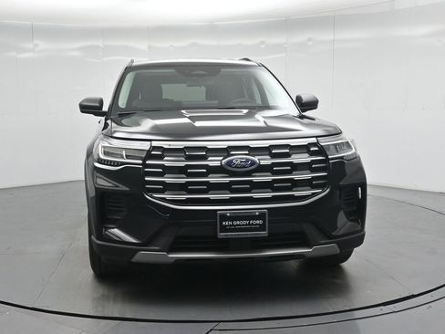 New 2026 Ford Explorer Active RWD image 52