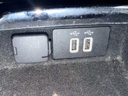 Used 2019 Lincoln MKC Select w/ Select Plus Package image 11