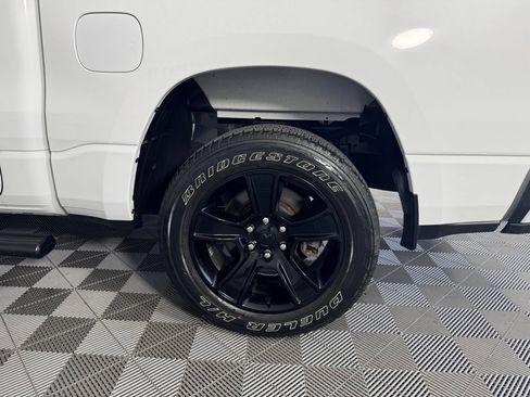 Used 2023 RAM 1500 Big Horn AWD/4WD image 37