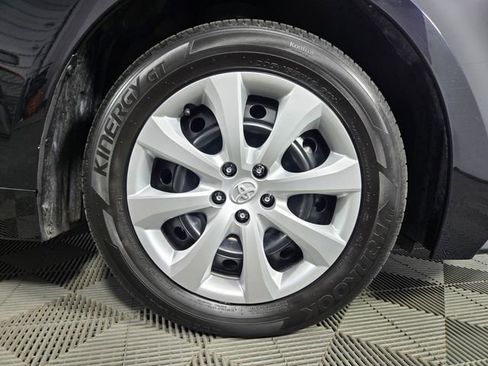 Used 2024 Toyota Corolla LE image 11