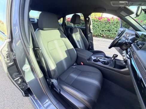 Used 2022 Honda Civic Sport image 22