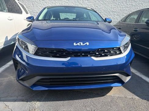 Used 2023 Kia Forte LXS FWD image 2