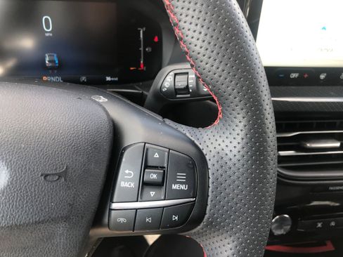 Certified 2023 Ford Escape ST-Line w/ Tech Pack #1 image 15