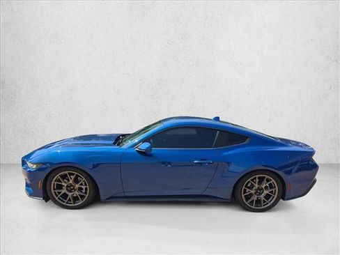 Used 2024 Ford Mustang Coupe RWD image 8