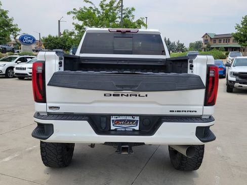 Used 2024 GMC Sierra 2500 Denali Ultimate AWD/4WD image 11