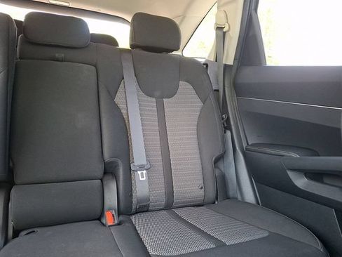 Used 2022 Kia Sorento LX FWD image 23