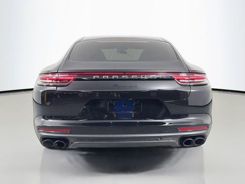 Used 2019 Porsche Panamera 4 image 6