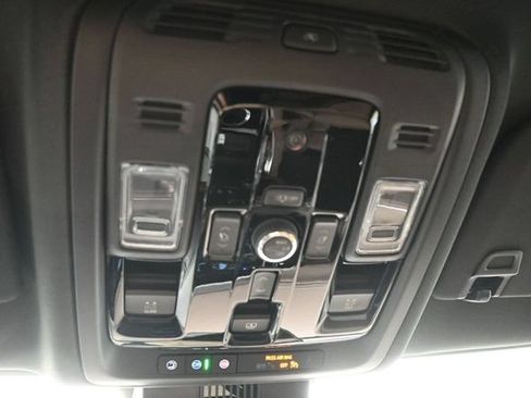 New 2026 Chevrolet Tahoe High Country AWD/4WD image 20