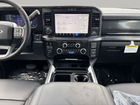 Used 2025 Ford F250 Lariat w/ Lariat Ultimate Package AWD/4WD image 14