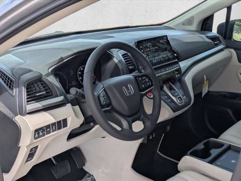 New 2026 Honda Odyssey EX-L image 3
