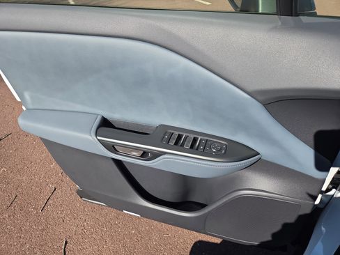 New 2026 Lexus RZ 450e RZ 450e Premium image 7