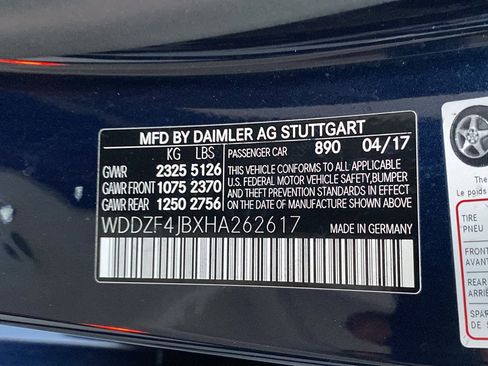 Used 2017 Mercedes-Benz E 300 image 20