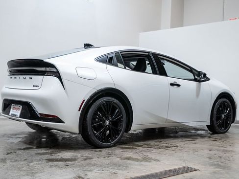 New 2026 Toyota Prius Plug-In Hybrid image 7