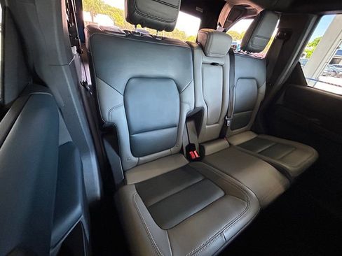 Used 2024 Ford Bronco Outer Banks image 31