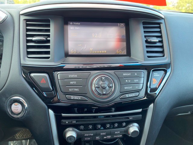 Used 2015 Nissan Pathfinder 4WD image 20