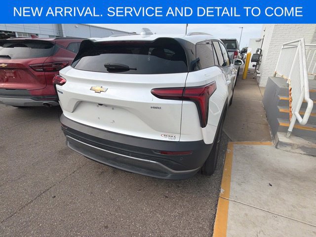 Used 2024 Chevrolet Blazer EV LT AWD/4WD image 8