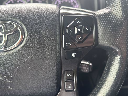 Used 2023 Toyota 4Runner TRD Off-Road Premium w/ Off Road Premium Plus Package AWD/4WD image 28