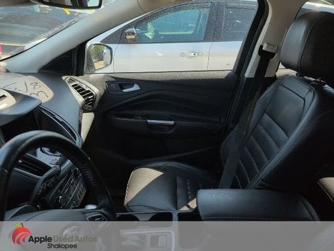 Used 2017 Ford Escape Titanium w/ Equipment Group 301A AWD/4WD image 3