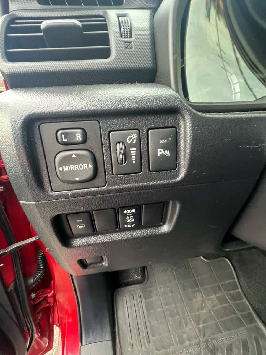 Used 2015 Toyota 4Runner Limited AWD/4WD image 20