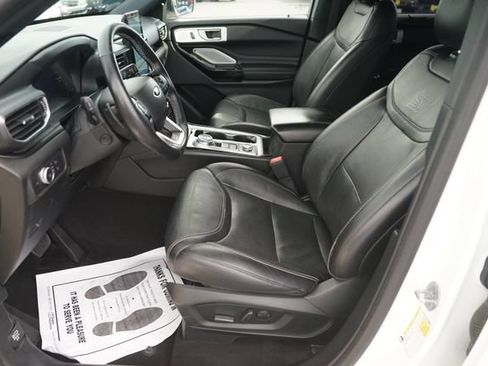 Certified 2022 Ford Explorer ST w/ Equipment Group 401A AWD/4WD image 9