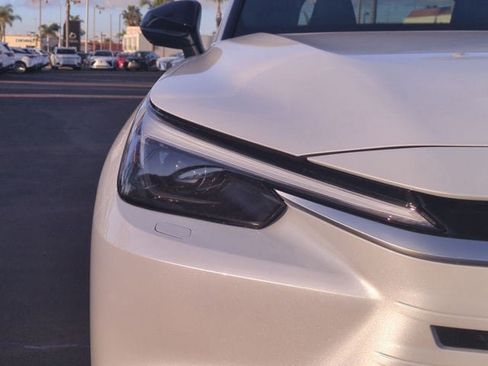 New 2026 Lexus TX 500h AWD image 10