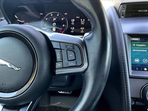 Used 2023 Jaguar F-TYPE Convertible RWD image 10