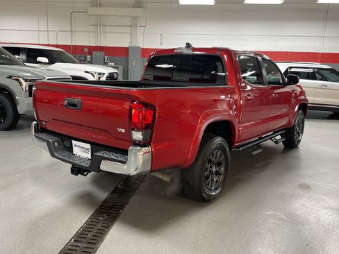 Used 2021 Toyota Tacoma SR5 image 10