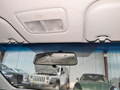 Used 2010 Toyota Corolla LE image 34