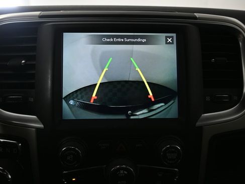 Used 2020 RAM 1500 Classic SLT w/ Luxury Group AWD/4WD image 29