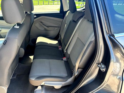 Used 2015 Ford Escape SE image 11