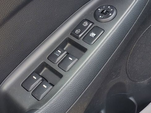 Used 2018 Kia Forte LX w/ LX Rear Camera Package image 9