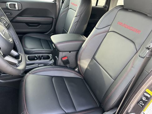 New 2026 Jeep Wrangler Unlimited Rubicon image 19