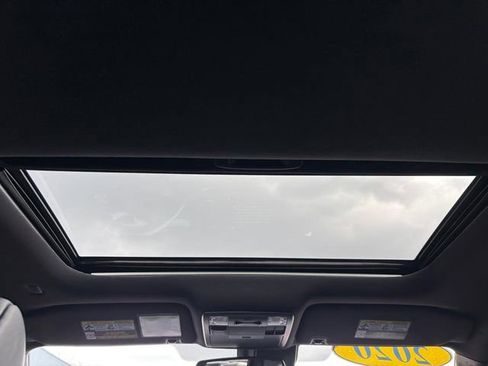 Used 2020 Toyota Tacoma TRD Sport w/ TRD Premium Sport Package image 19