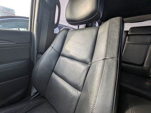 Used 2019 Jeep Grand Cherokee Limited image 13