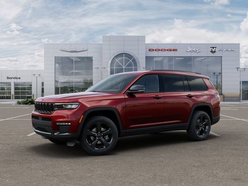 New 2025 Jeep Grand Cherokee L Limited w/ Black Appearance Package AWD/4WD image 2