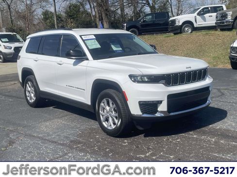Used 2022 Jeep Grand Cherokee L Limited w/ Trailer Tow Group (B) AWD/4WD image 1