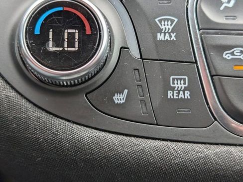 Used 2025 Chevrolet Malibu LT FWD image 18