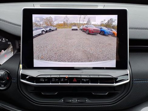 New 2026 Jeep Compass Limited image 12