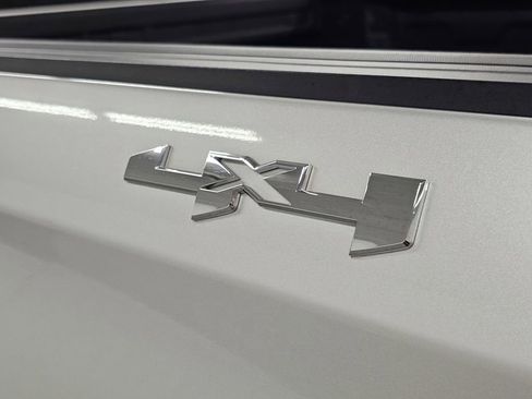 Used 2022 GMC Sierra 1500 Elevation w/ Elevation Premium Package image 29