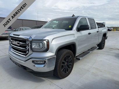 Used 2017 GMC Sierra 1500 SLT w/ SLT Premium Package