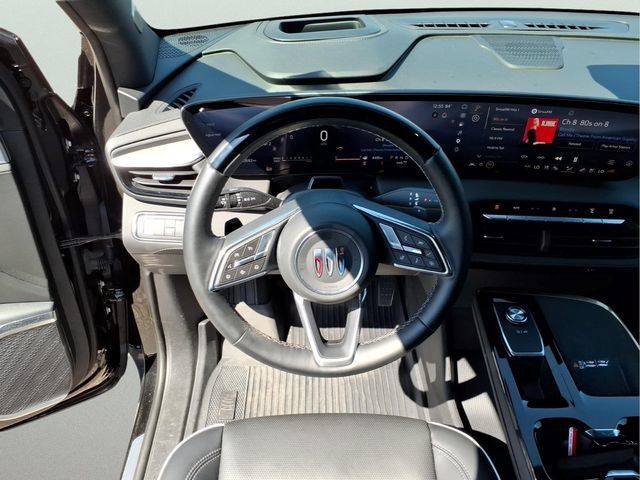 Used 2026 Buick Enclave Avenir w/ Super Cruise Package AWD/4WD image 13