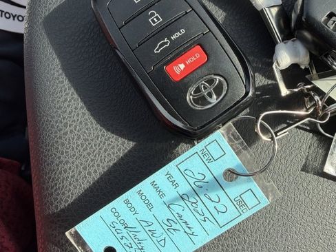 Certified 2025 Toyota Camry SE image 31