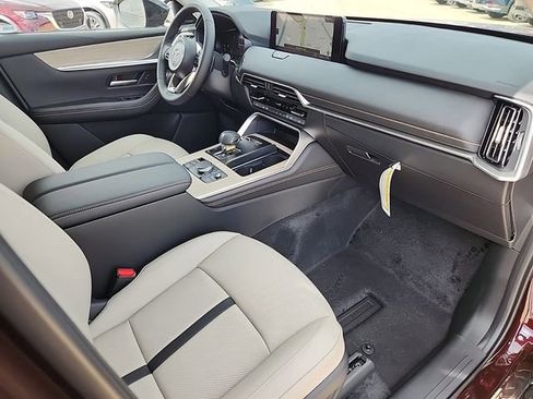 Certified 2025 MAZDA CX-90 Plug-In Hybrid w/Premium Sport image 16