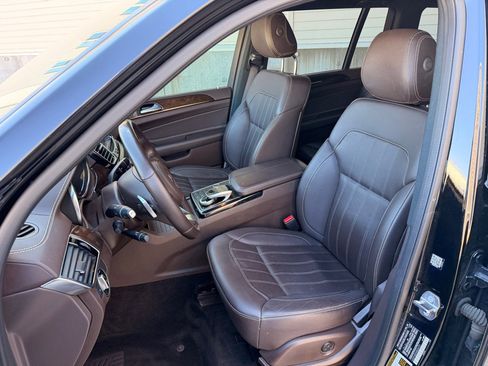 Used 2019 Mercedes-Benz GLS 450 4MATIC w/ Premium 1 Package image 11