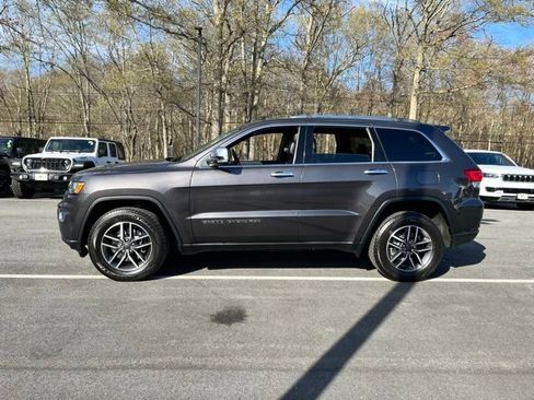Used 2021 Jeep Grand Cherokee Limited w/ Sun & Sound Group AWD/4WD image 12