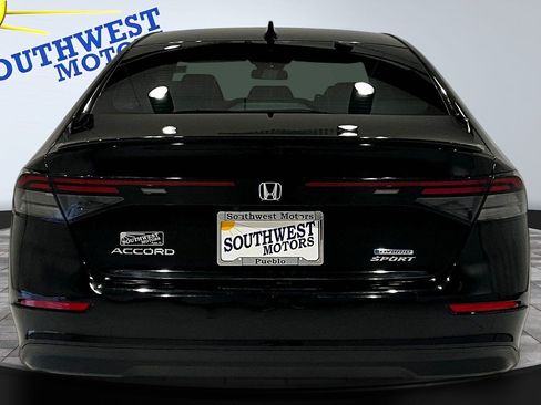 Used 2024 Honda Accord Sport image 6